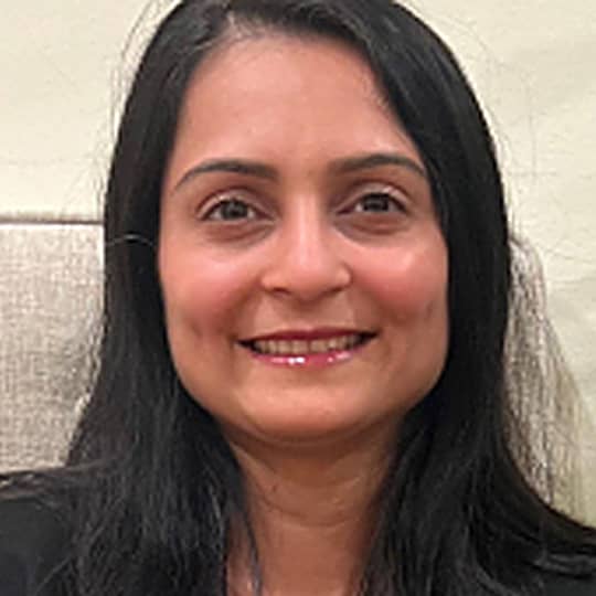 Portrait of Roshni K. Patel